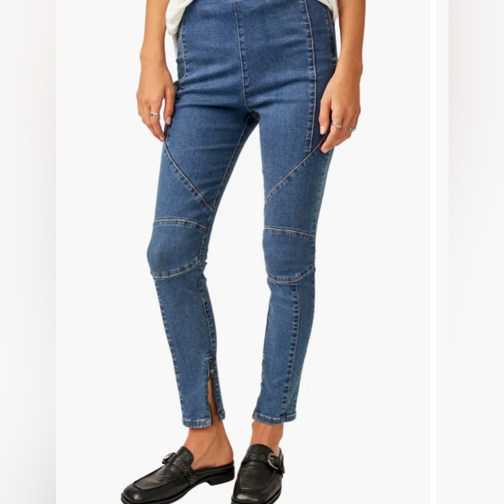 Free People NWT Bella Moto Mid Rise Skinny Jeans Zipper ankles blue Sz 26 $128